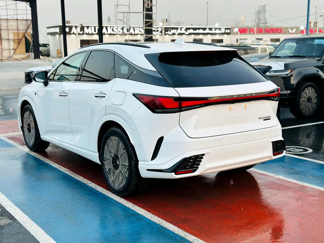 واردات Lexus RX Series 2025 از دبی — منطقه آزاد کیش و قشم — خودرو Lexus — تصویر 19