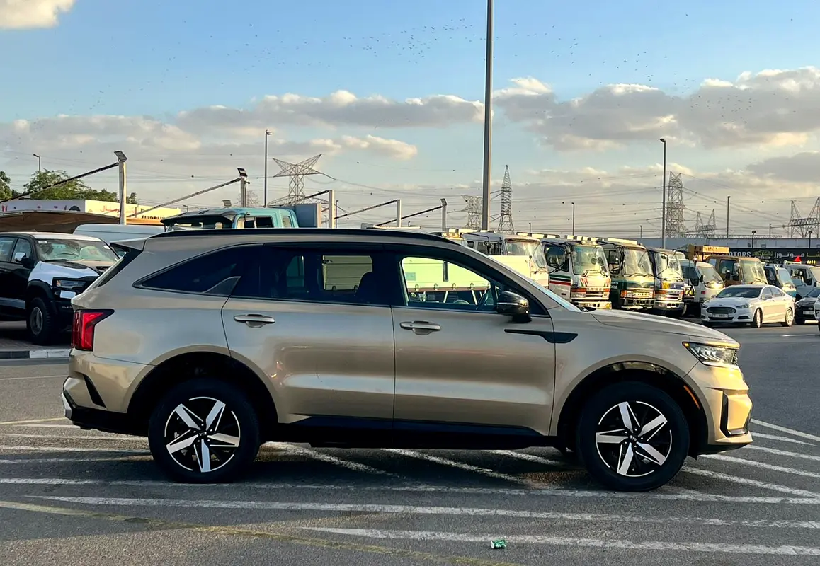 واردات Kia Sorento 2021 از دبی — منطقه آزاد کیش و قشم — خودرو Kia — تصویر 8
