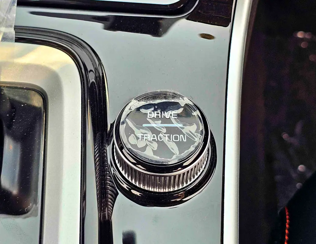 واردات Kia Seltos 2025 از دبی — منطقه آزاد کیش و قشم — خودرو Kia — تصویر 11