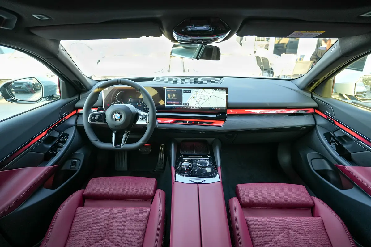 واردات BMW 5 Series 2026 از دبی — منطقه آزاد کیش و قشم — خودرو BMW — تصویر 9