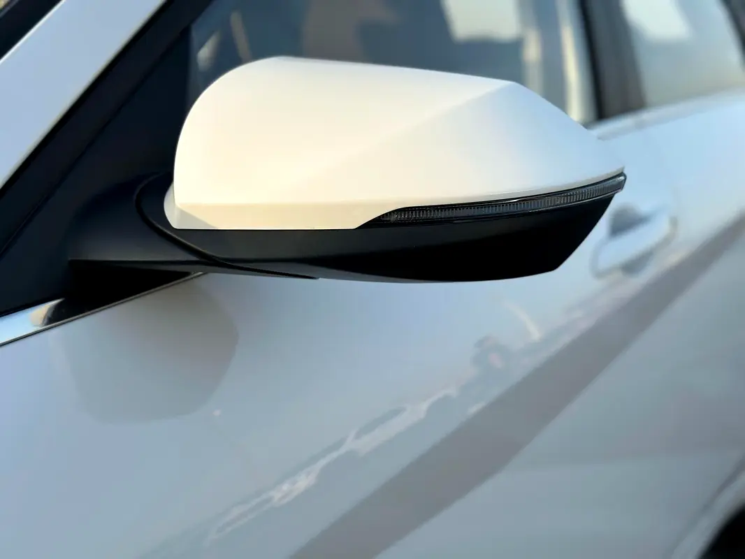 واردات Hyundai Elantra 2025 از دبی — منطقه آزاد کیش و قشم — خودرو Hyundai — تصویر 7