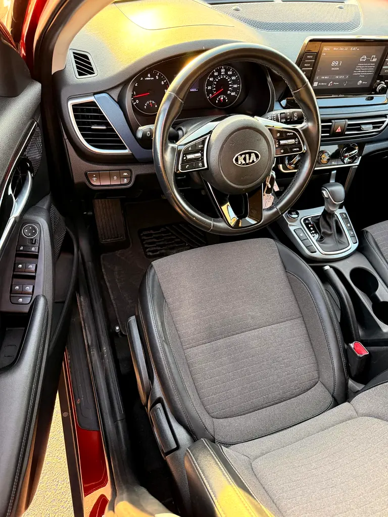 واردات Kia Seltos 2020 از دبی — منطقه آزاد کیش و قشم — خودرو Kia — تصویر 9