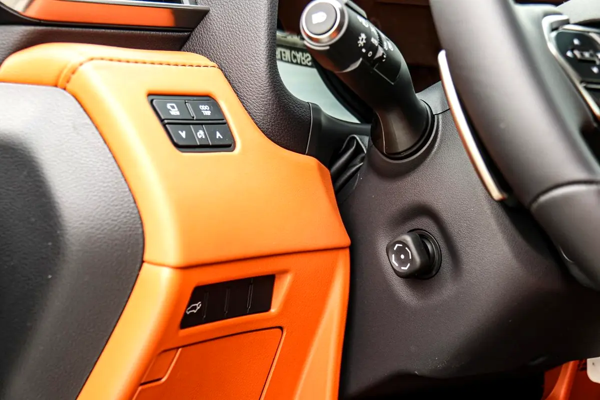 واردات Lexus LX Series 2026 از دبی — منطقه آزاد کیش و قشم — خودرو Lexus — تصویر 7