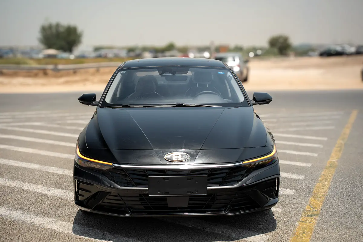 واردات Hyundai Elantra 2025 از دبی — منطقه آزاد کیش و قشم — خودرو Hyundai — تصویر 2