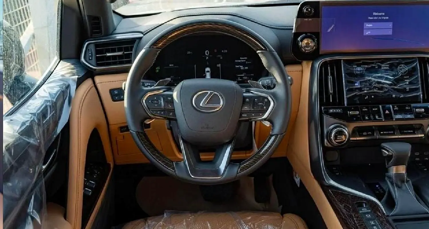 واردات Lexus LX Series 2026 از دبی — منطقه آزاد کیش و قشم — خودرو Lexus — تصویر 7