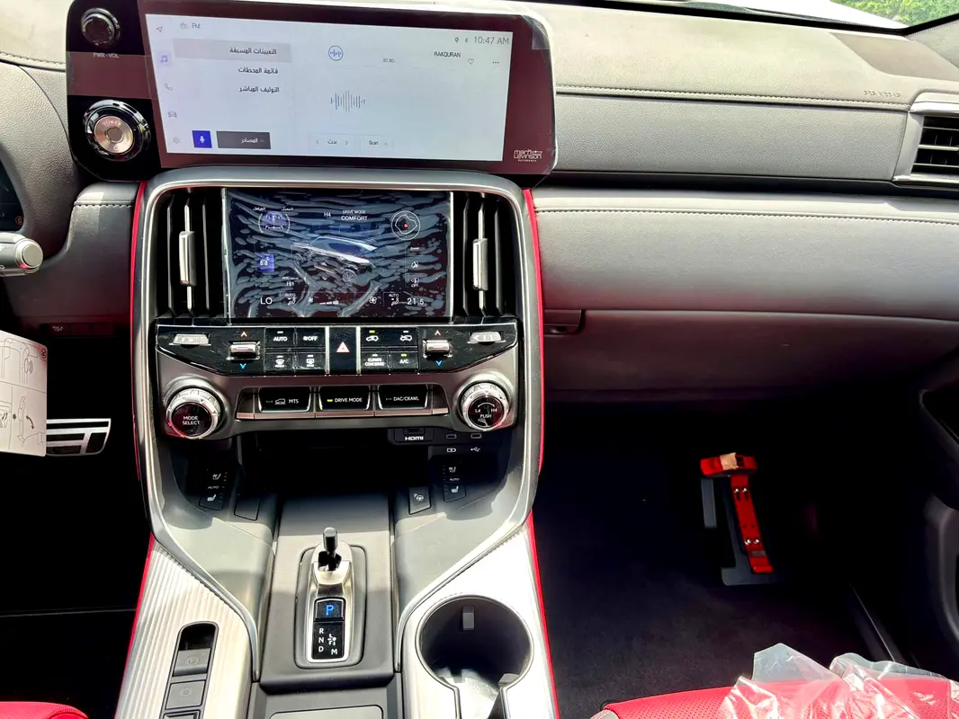 واردات Lexus LX Series 2025 از دبی — منطقه آزاد کیش و قشم — خودرو Lexus — تصویر 10