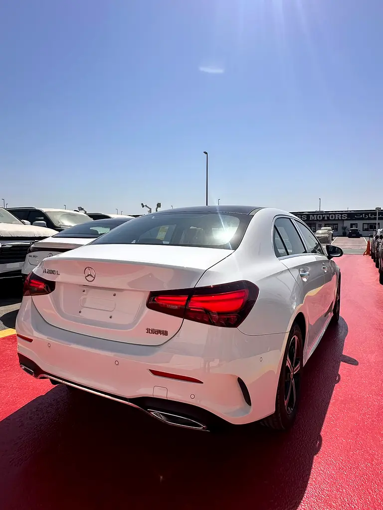 واردات Mercedes-Benz A Class 2025 از دبی — منطقه آزاد کیش و قشم — خودرو Mercedes-Benz — تصویر 5