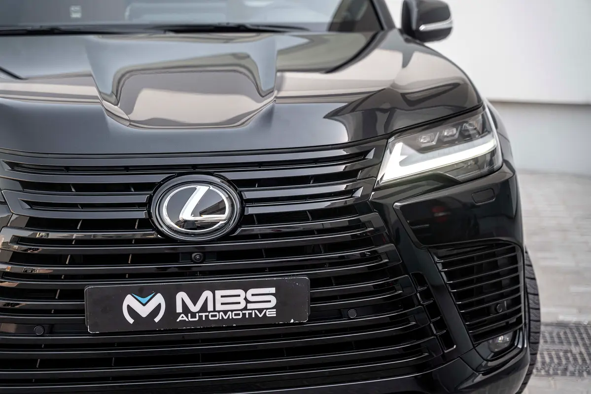 واردات Lexus LX Series 2026 از دبی — منطقه آزاد کیش و قشم — خودرو Lexus — تصویر 16