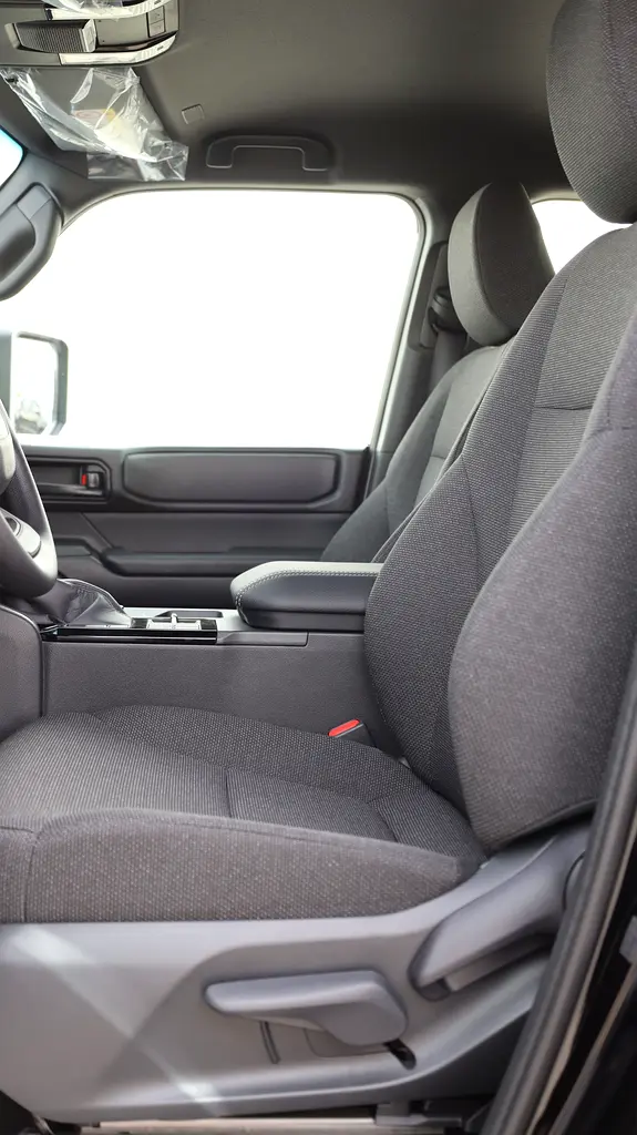 واردات Toyota Prado 2026 از دبی — منطقه آزاد کیش و قشم — خودرو Toyota — تصویر 13