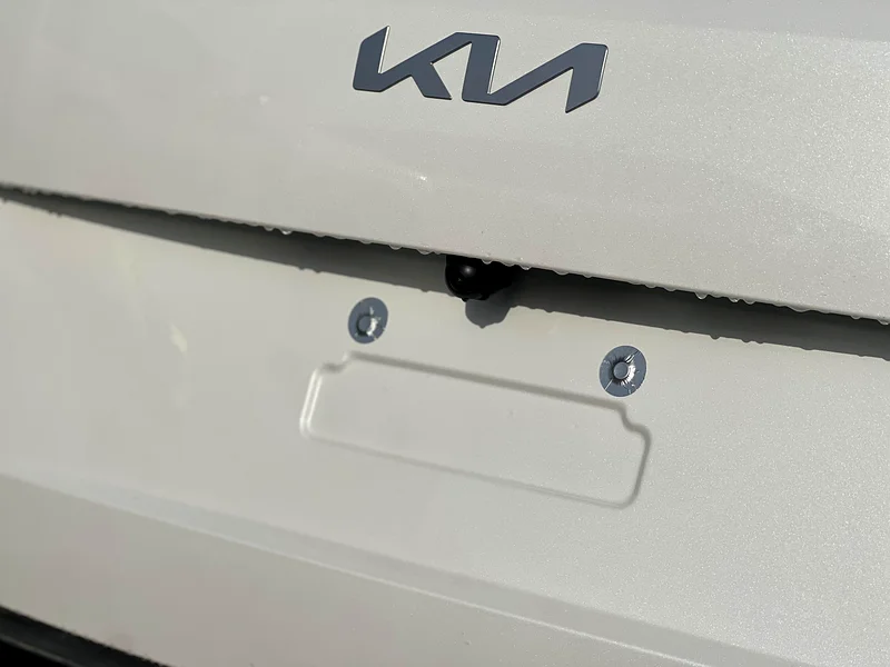 واردات Kia Carnival 2025 از دبی — منطقه آزاد کیش و قشم — خودرو Kia — تصویر 6