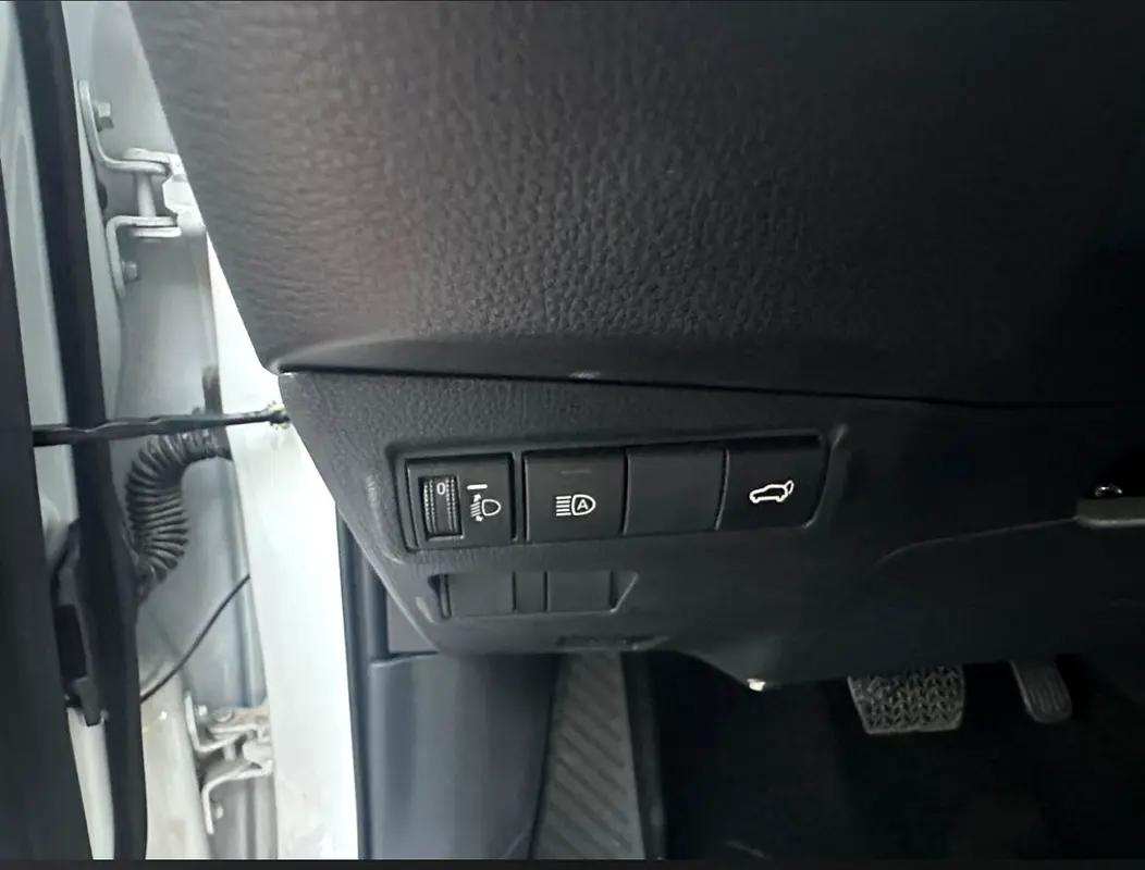 واردات Toyota Frontlander 2026 از دبی — منطقه آزاد کیش و قشم — خودرو Toyota — تصویر 9