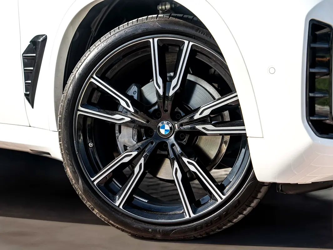 واردات BMW X5 2025 از دبی — منطقه آزاد کیش و قشم — خودرو BMW — تصویر 8