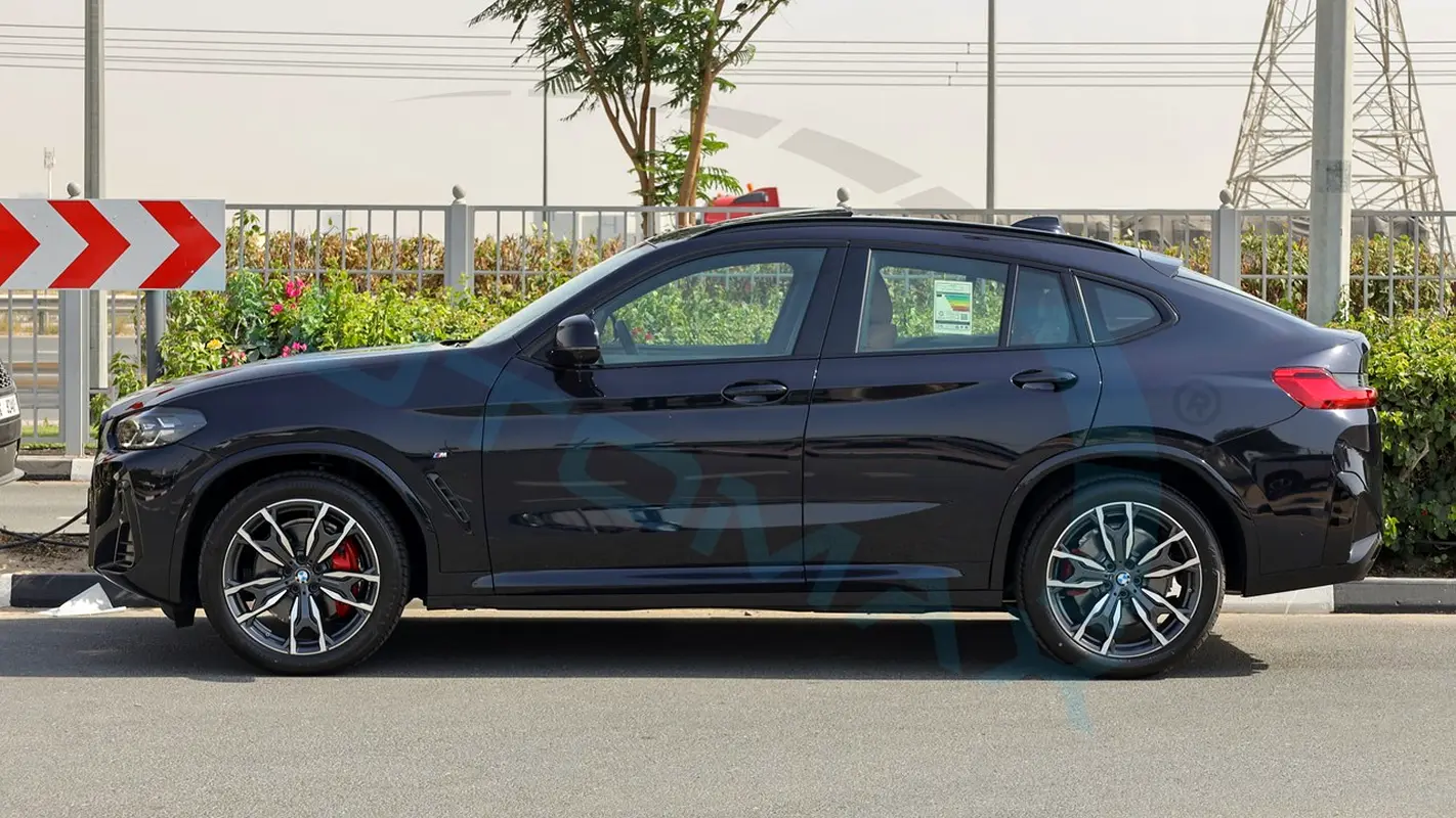 واردات BMW X4 2025 از دبی — منطقه آزاد کیش و قشم — خودرو BMW — تصویر 20