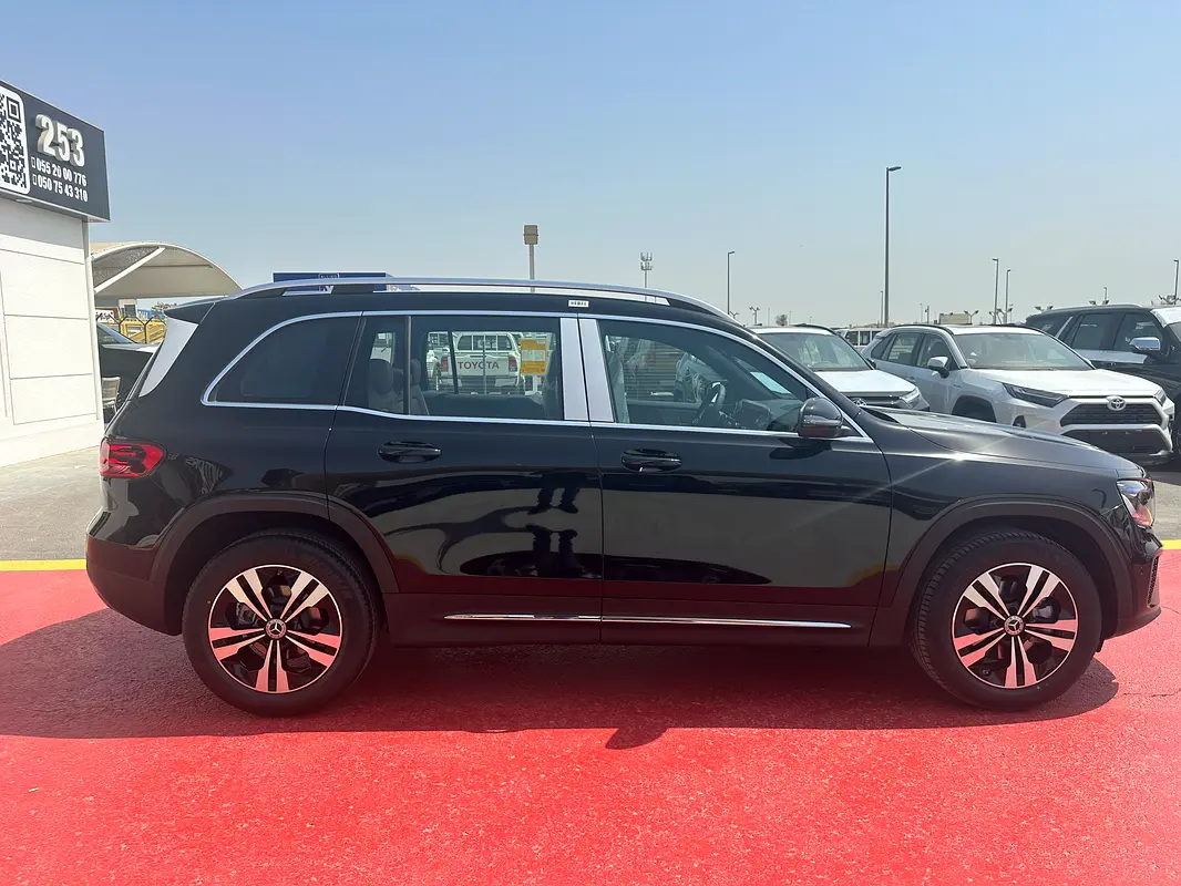 واردات Mercedes-Benz GLB Class 2025 از دبی — منطقه آزاد کیش و قشم — خودرو Mercedes-Benz — تصویر 5