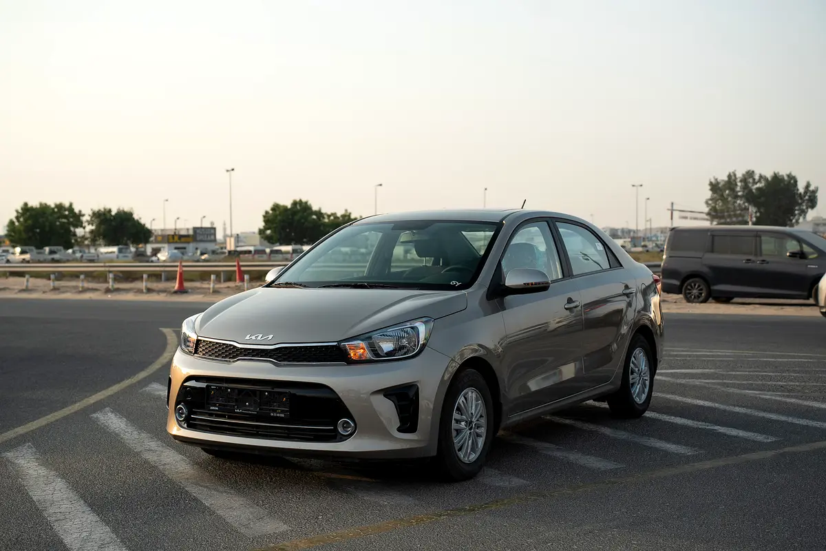 واردات Kia Pegas 2025 از دبی — منطقه آزاد کیش و قشم — خودرو Kia