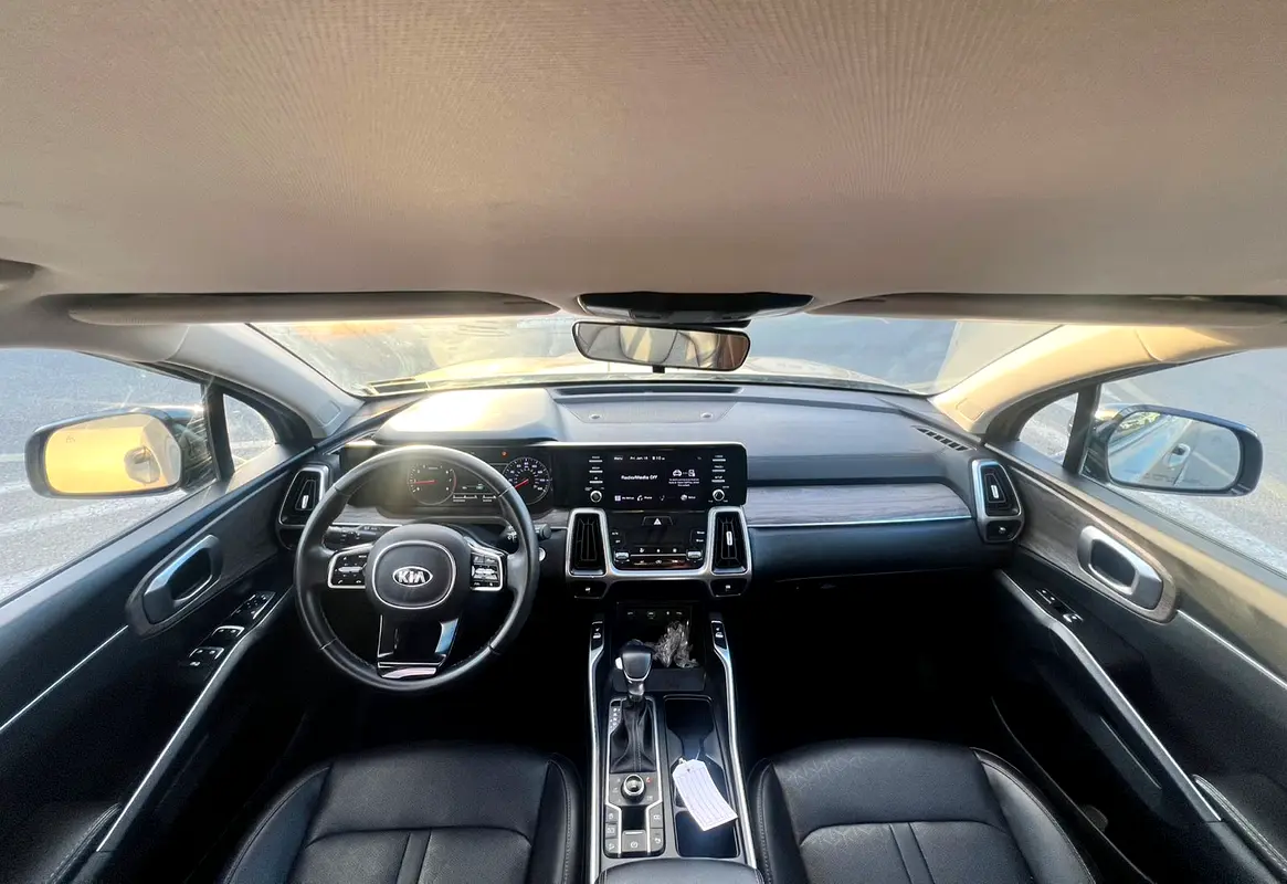 واردات Kia Sorento 2021 از دبی — منطقه آزاد کیش و قشم — خودرو Kia — تصویر 14