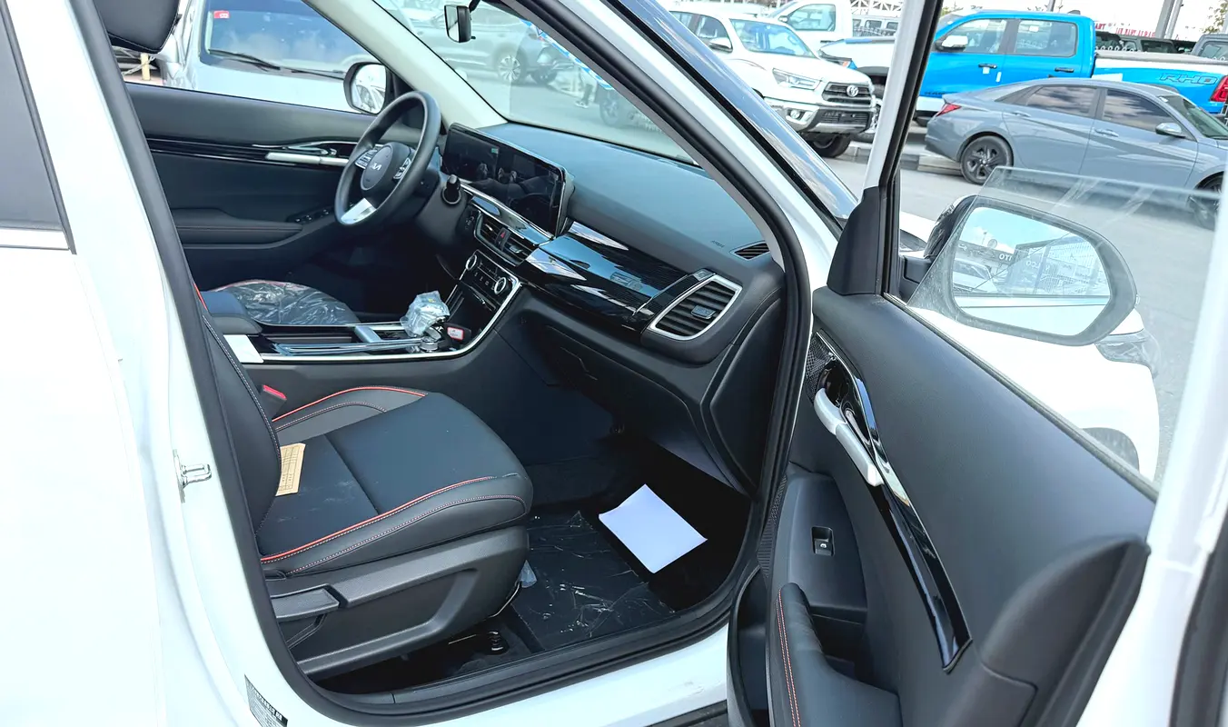 واردات Kia Seltos 2025 از دبی — منطقه آزاد کیش و قشم — خودرو Kia — تصویر 8