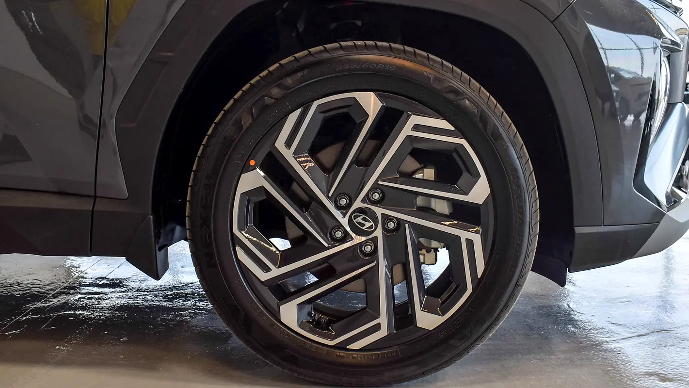 واردات Hyundai Tucson 2025 از دبی — منطقه آزاد کیش و قشم — خودرو Hyundai — تصویر 12