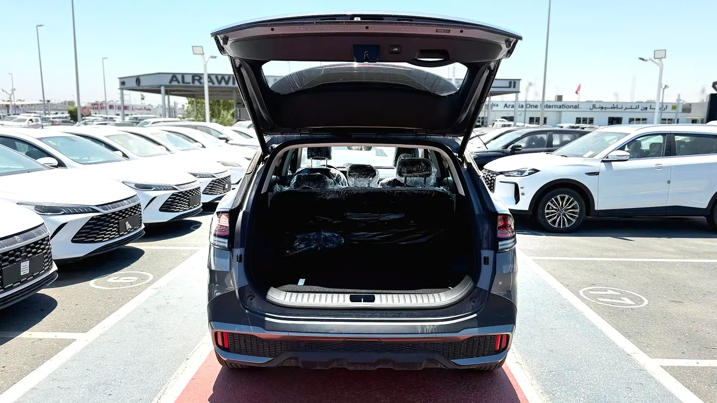 واردات Kia Sportage 2025 از دبی — منطقه آزاد کیش و قشم — خودرو Kia — تصویر 7