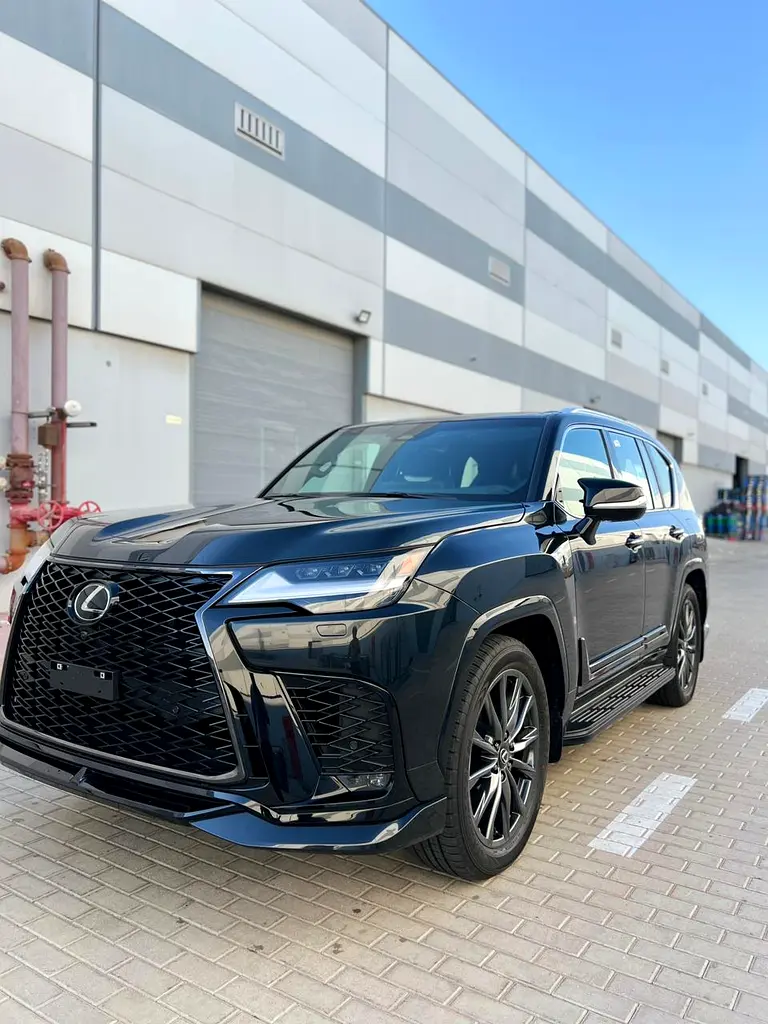 واردات Lexus LX Series 2026 از دبی — منطقه آزاد کیش و قشم — خودرو Lexus — تصویر 2