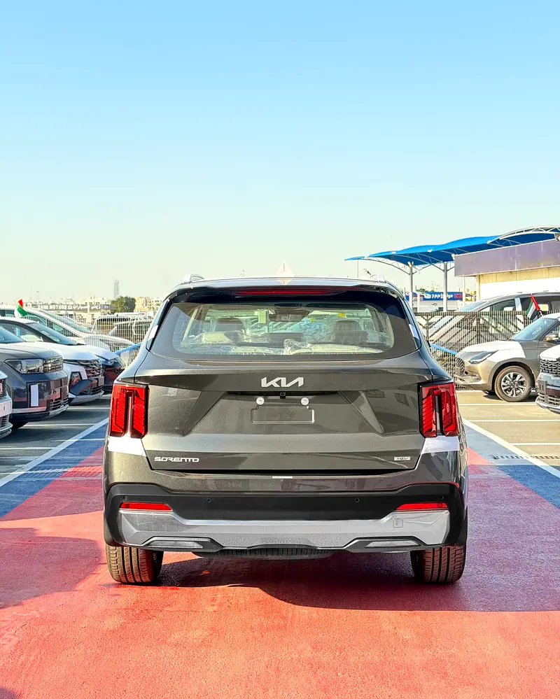واردات Kia Sorento 2026 از دبی — منطقه آزاد کیش و قشم — خودرو Kia — تصویر 4