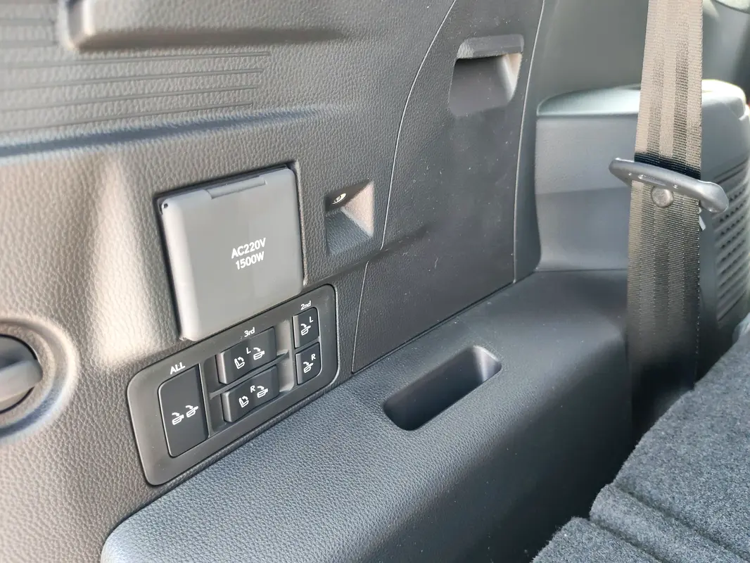 واردات Lexus LX Series 2026 از دبی — منطقه آزاد کیش و قشم — خودرو Lexus — تصویر 19