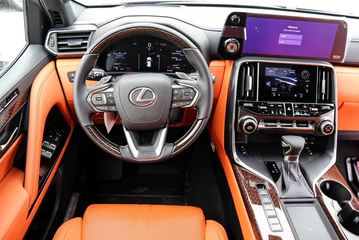 واردات Lexus LX Series 2026 از دبی — منطقه آزاد کیش و قشم — خودرو Lexus — تصویر 9