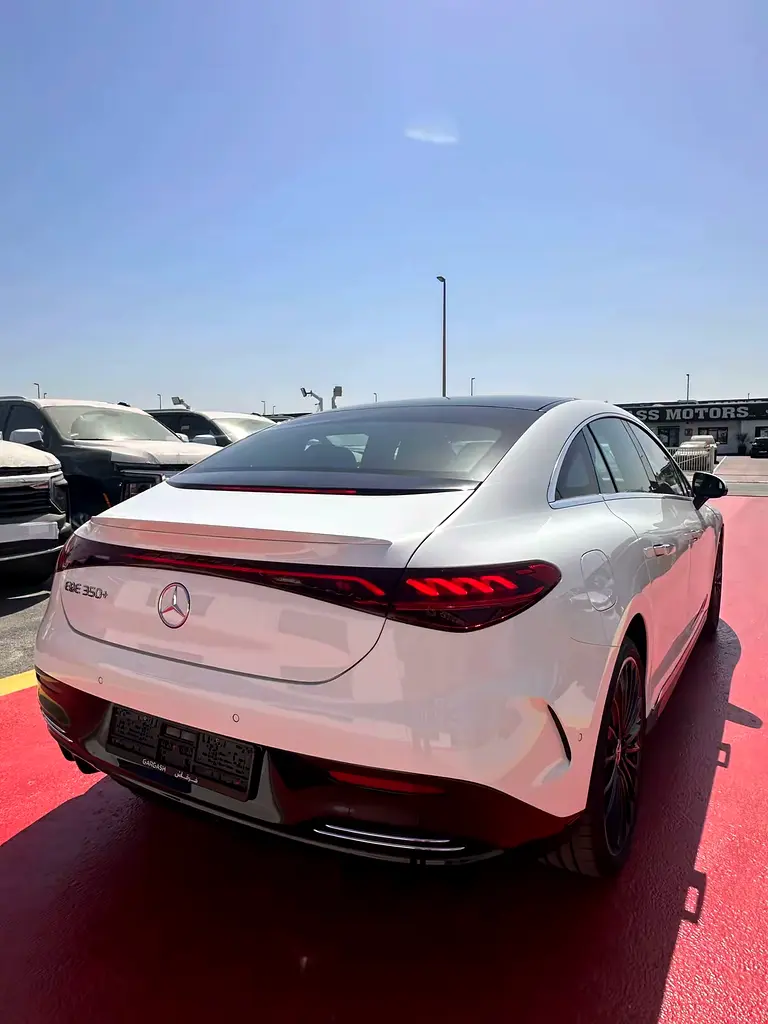 واردات Mercedes-Benz EQE 2025 از دبی — منطقه آزاد کیش و قشم — خودرو Mercedes-Benz — تصویر 7