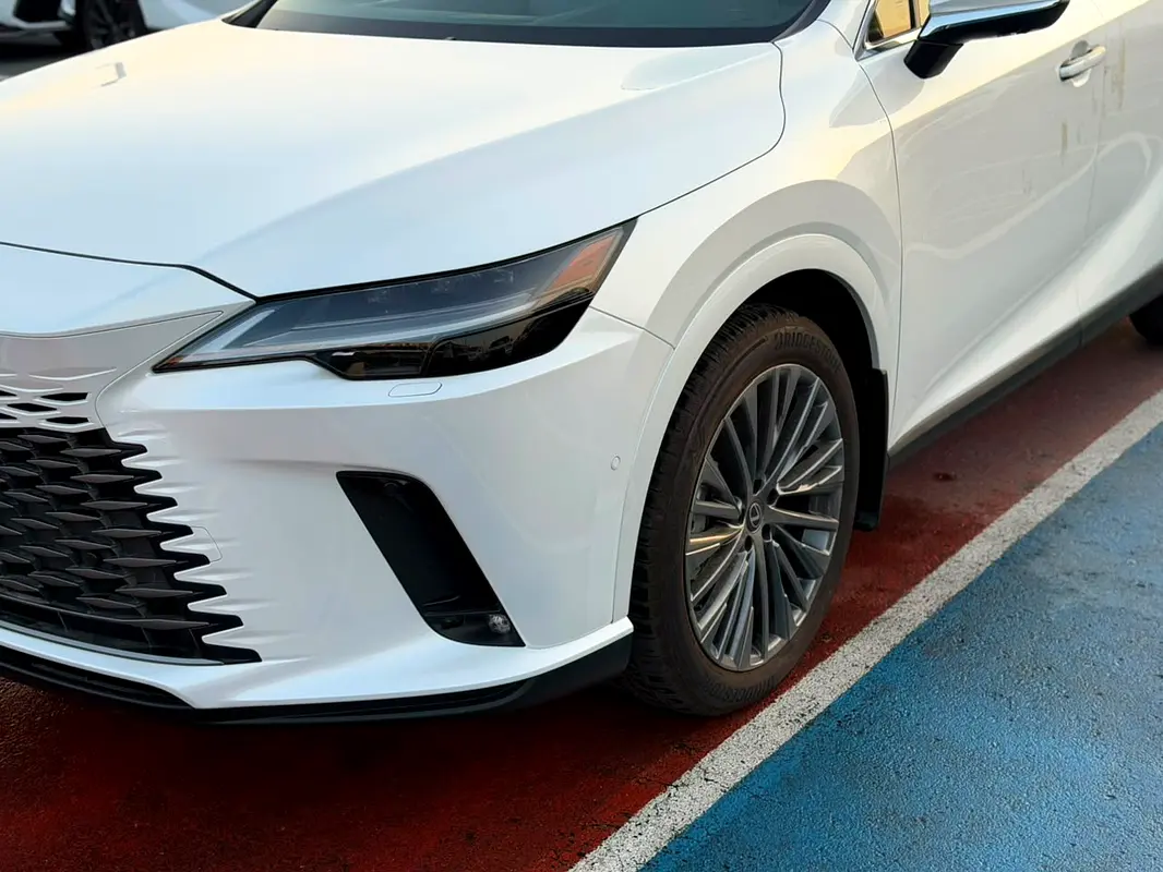واردات Lexus RX Series 2026 از دبی — منطقه آزاد کیش و قشم — خودرو Lexus — تصویر 3