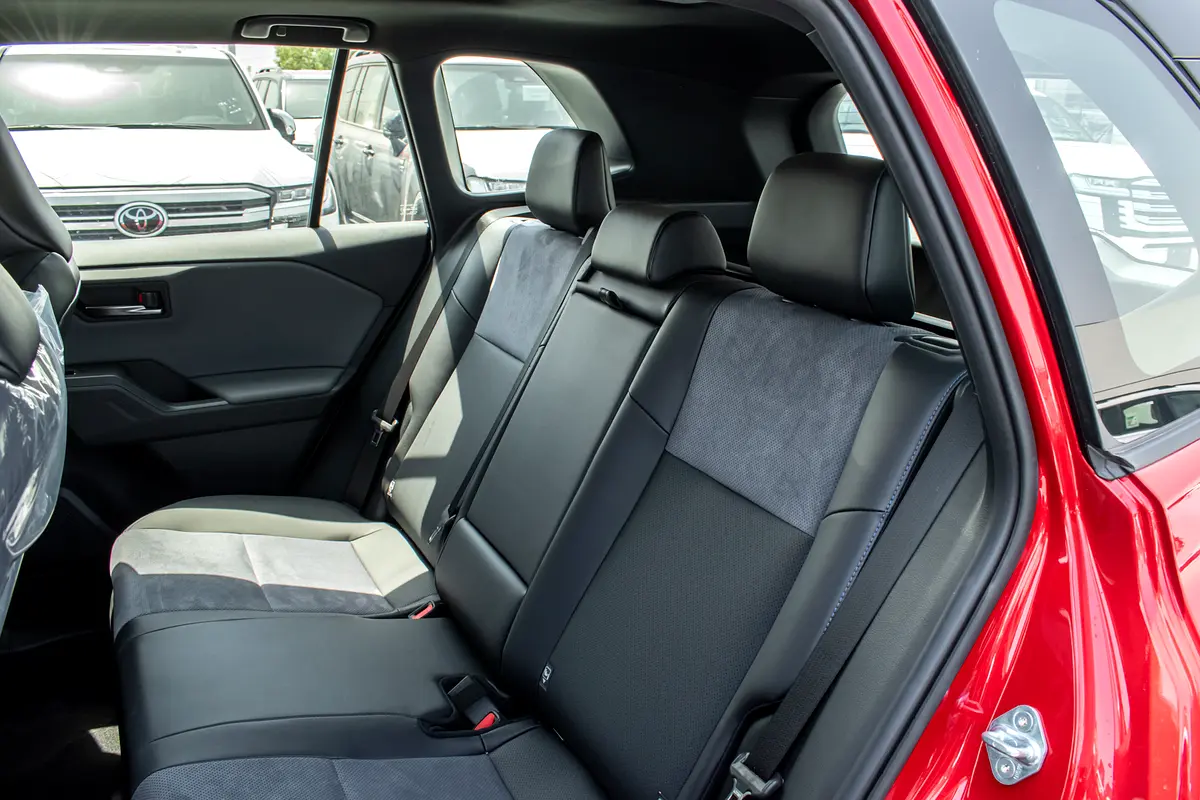 واردات Toyota RAV 4 2026 از دبی — منطقه آزاد کیش و قشم — خودرو Toyota — تصویر 8