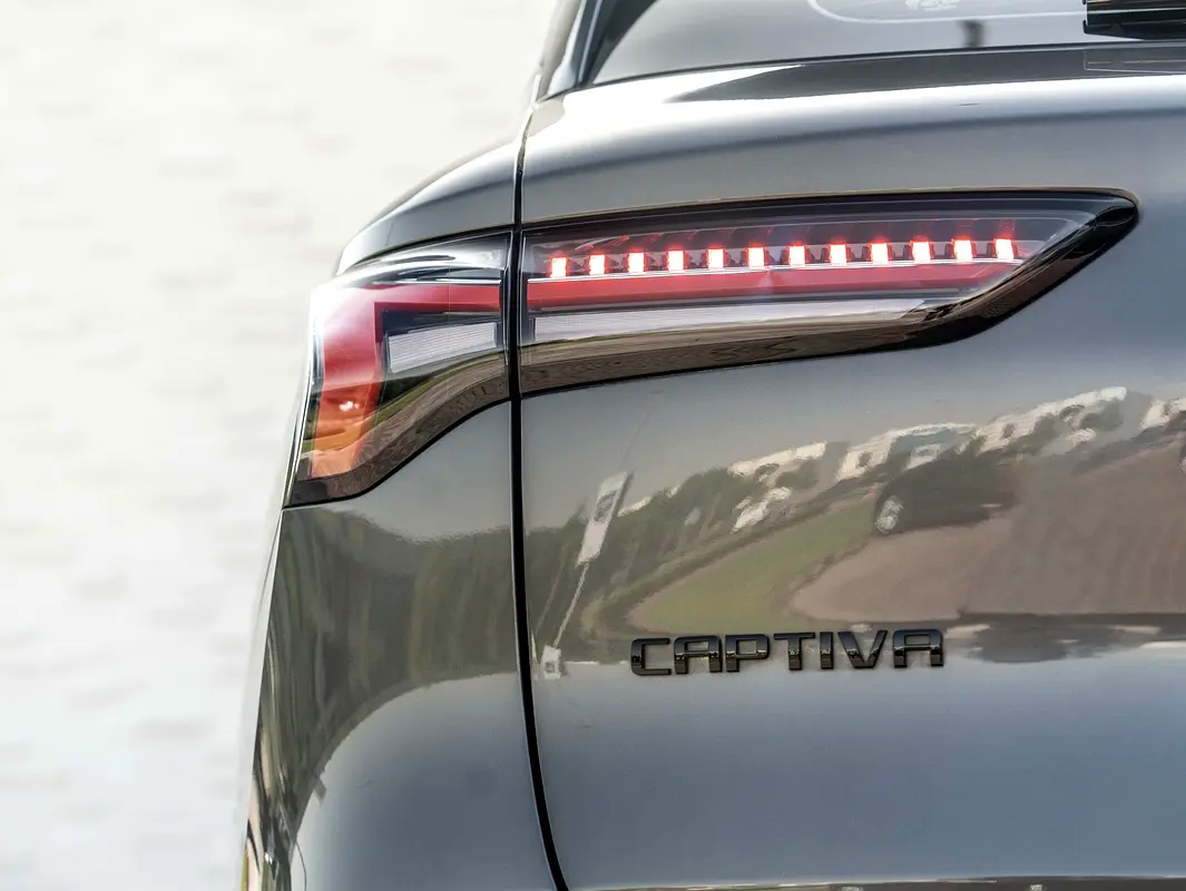 واردات Chevrolet Captiva 2026 از دبی — منطقه آزاد کیش و قشم — خودرو Chevrolet — تصویر 8