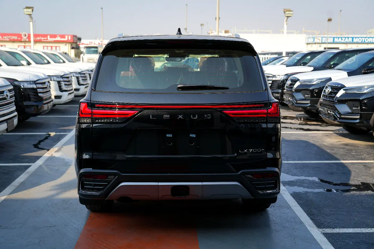 واردات Lexus LX Series 2026 از دبی — منطقه آزاد کیش و قشم — خودرو Lexus — تصویر 5