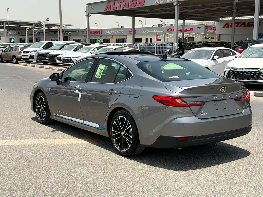 واردات Toyota Camry 2026 از دبی — منطقه آزاد کیش و قشم — خودرو Toyota — تصویر 5
