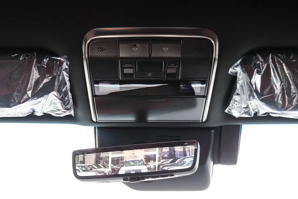 واردات Lexus LX Series 2026 از دبی — منطقه آزاد کیش و قشم — خودرو Lexus — تصویر 15