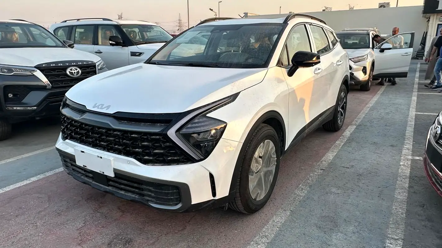 واردات Kia Sportage 2025 از دبی — منطقه آزاد کیش و قشم — خودرو Kia — تصویر 2
