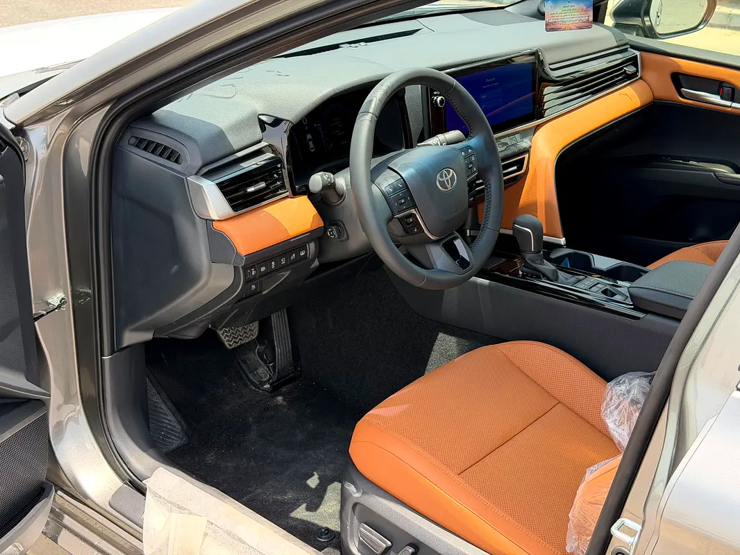 واردات Toyota Camry 2026 از دبی — منطقه آزاد کیش و قشم — خودرو Toyota — تصویر 16