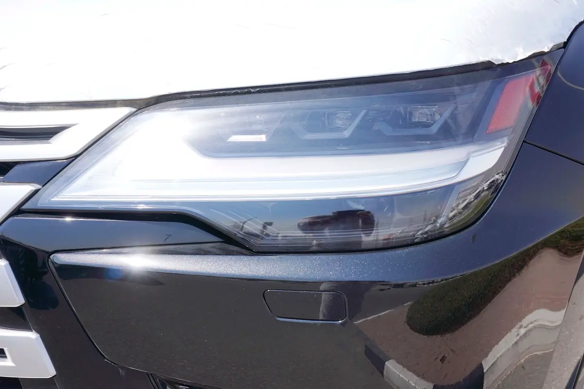 واردات Lexus LX Series 2026 از دبی — منطقه آزاد کیش و قشم — خودرو Lexus — تصویر 8