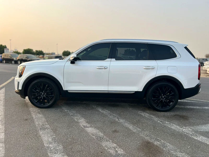 واردات Kia Telluride 2021 از دبی — منطقه آزاد کیش و قشم — خودرو Kia — تصویر 4