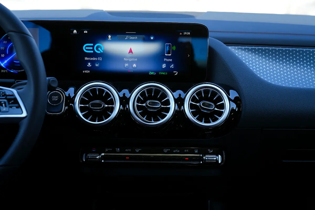 واردات Mercedes-Benz EQA 2025 از دبی — منطقه آزاد کیش و قشم — خودرو Mercedes-Benz — تصویر 7
