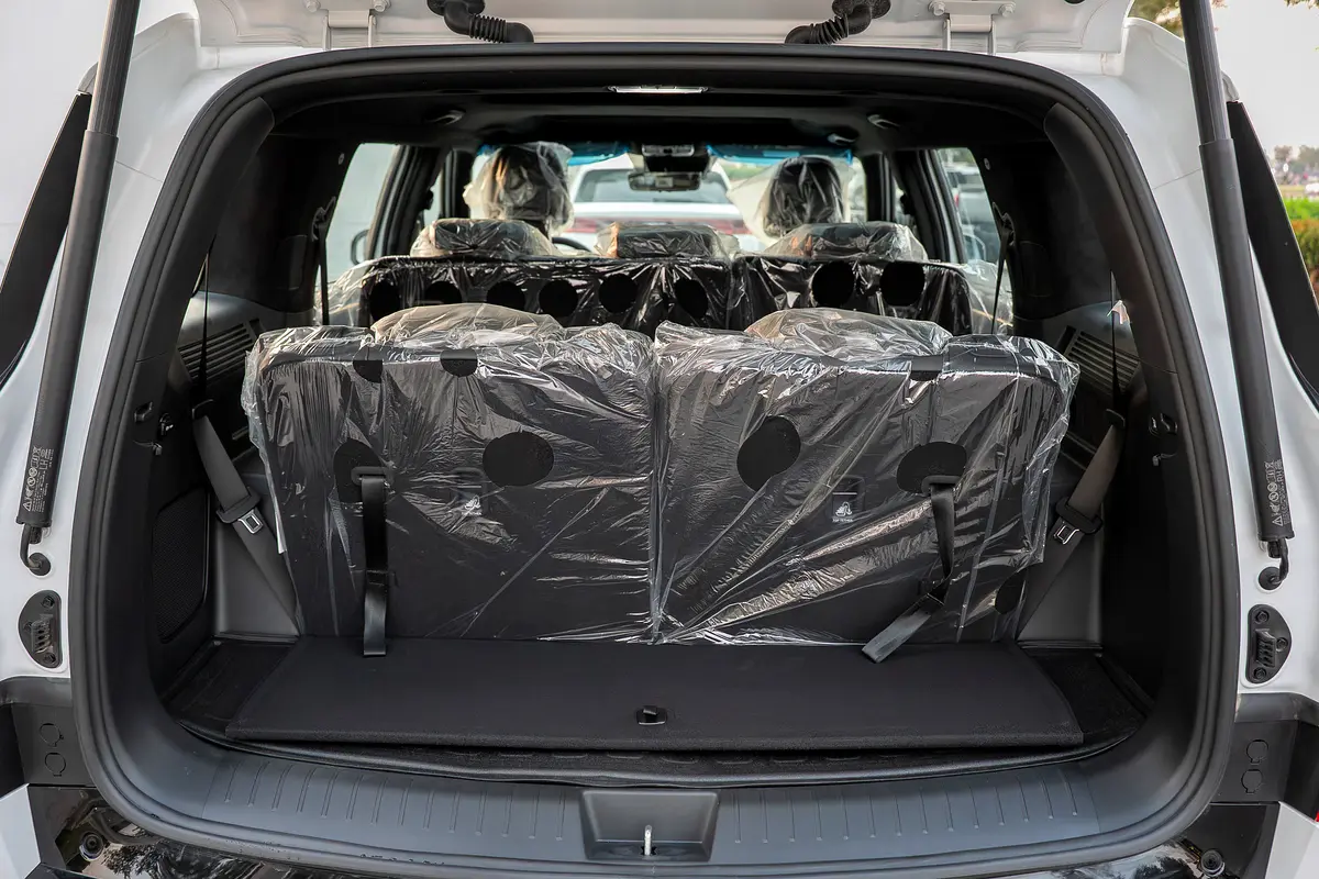 واردات Hyundai Santa FE 2024 از دبی — منطقه آزاد کیش و قشم — خودرو Hyundai — تصویر 6