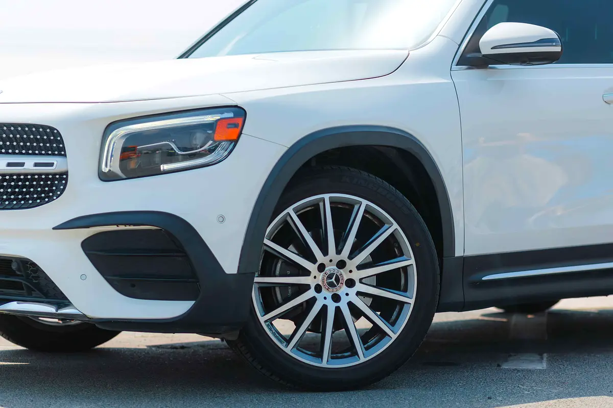 واردات Mercedes-Benz GLB Class 2020 از دبی — منطقه آزاد کیش و قشم — خودرو Mercedes-Benz — تصویر 3