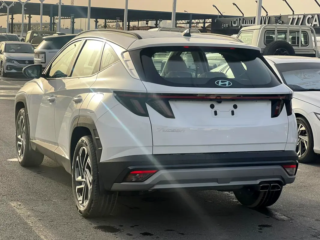 واردات Hyundai Tucson 2026 از دبی — منطقه آزاد کیش و قشم — خودرو Hyundai — تصویر 4