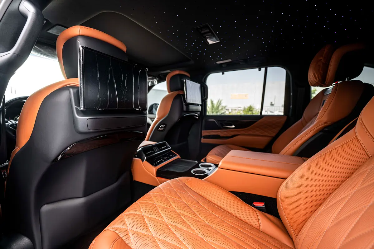 واردات Lexus LX Series 2026 از دبی — منطقه آزاد کیش و قشم — خودرو Lexus — تصویر 4