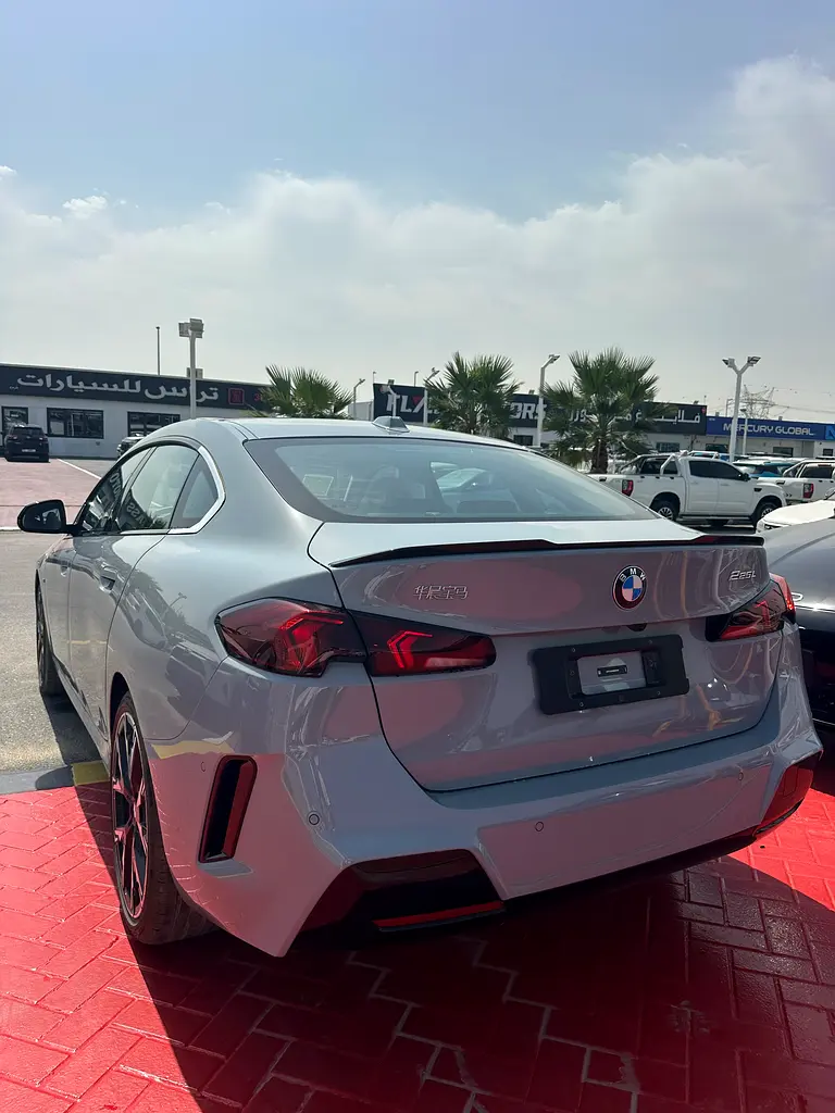 واردات BMW 2 Series 2025 از دبی — منطقه آزاد کیش و قشم — خودرو BMW — تصویر 6