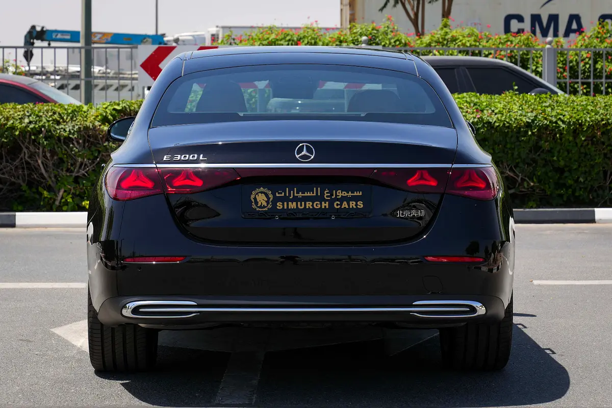 واردات Mercedes-Benz E Class 2025 از دبی — منطقه آزاد کیش و قشم — خودرو Mercedes-Benz — تصویر 17