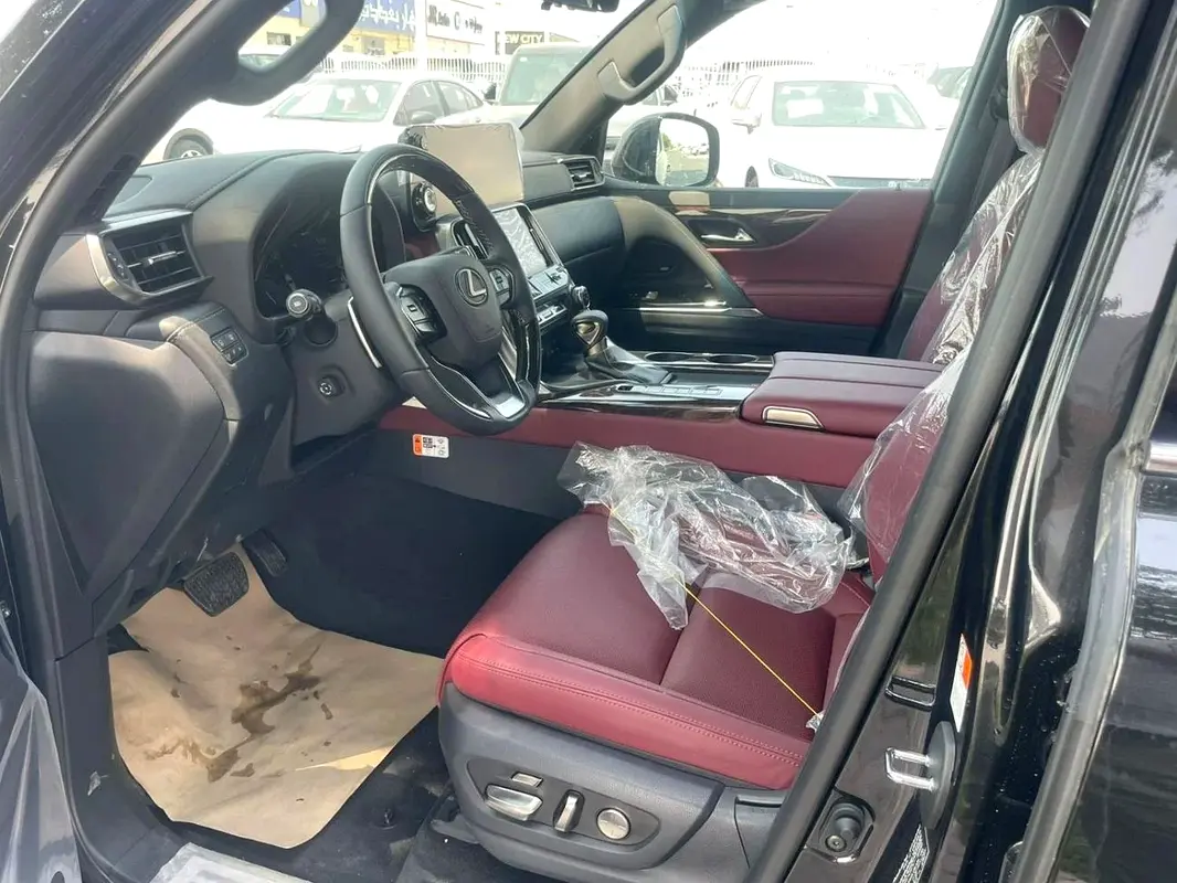 واردات Lexus LX Series 2026 از دبی — منطقه آزاد کیش و قشم — خودرو Lexus — تصویر 9
