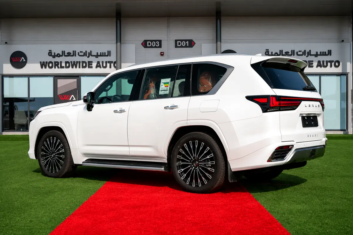 واردات Lexus LX Series 2026 از دبی — منطقه آزاد کیش و قشم — خودرو Lexus — تصویر 2