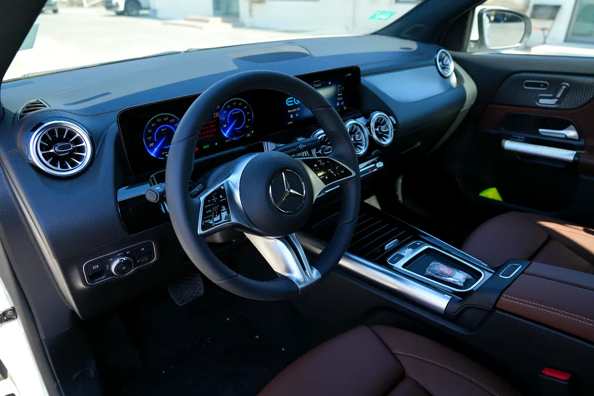 واردات Mercedes-Benz EQA 2025 از دبی — منطقه آزاد کیش و قشم — خودرو Mercedes-Benz — تصویر 4