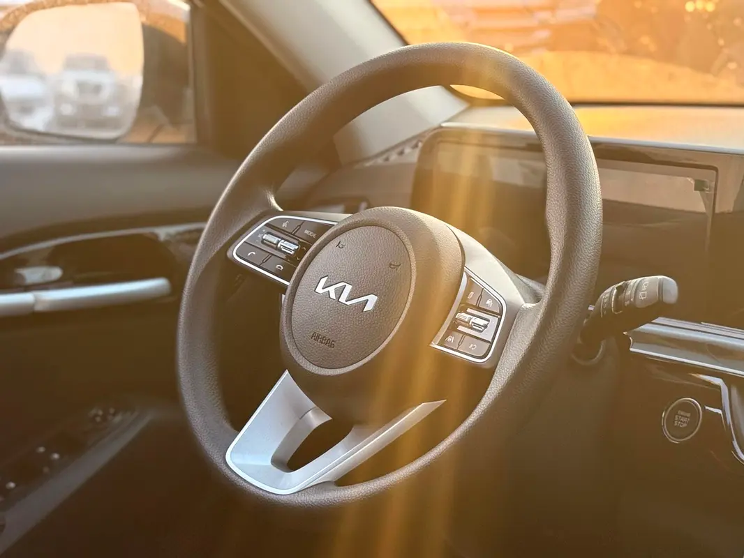 واردات Kia Seltos 2025 از دبی — منطقه آزاد کیش و قشم — خودرو Kia — تصویر 9