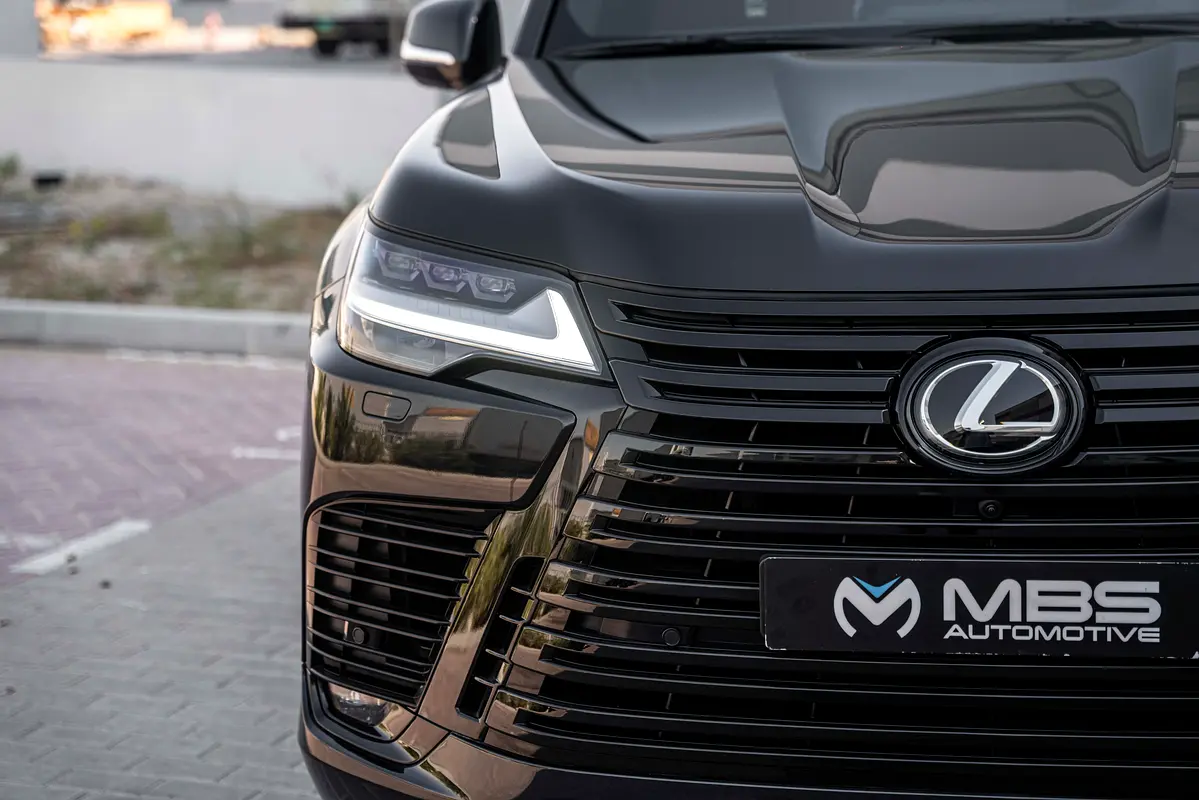واردات Lexus LX Series 2026 از دبی — منطقه آزاد کیش و قشم — خودرو Lexus — تصویر 15